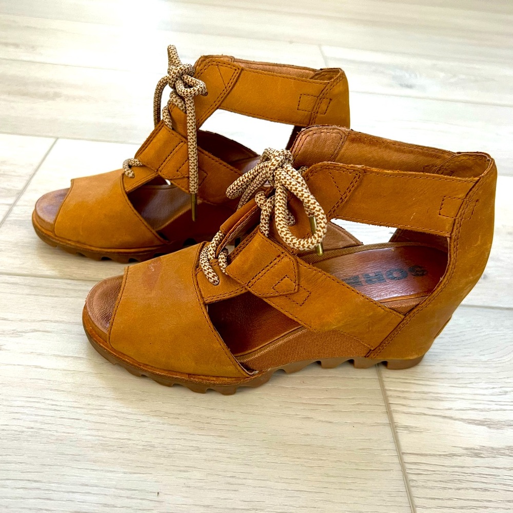 Sorel Wedge 7.5! Offers Welcome!